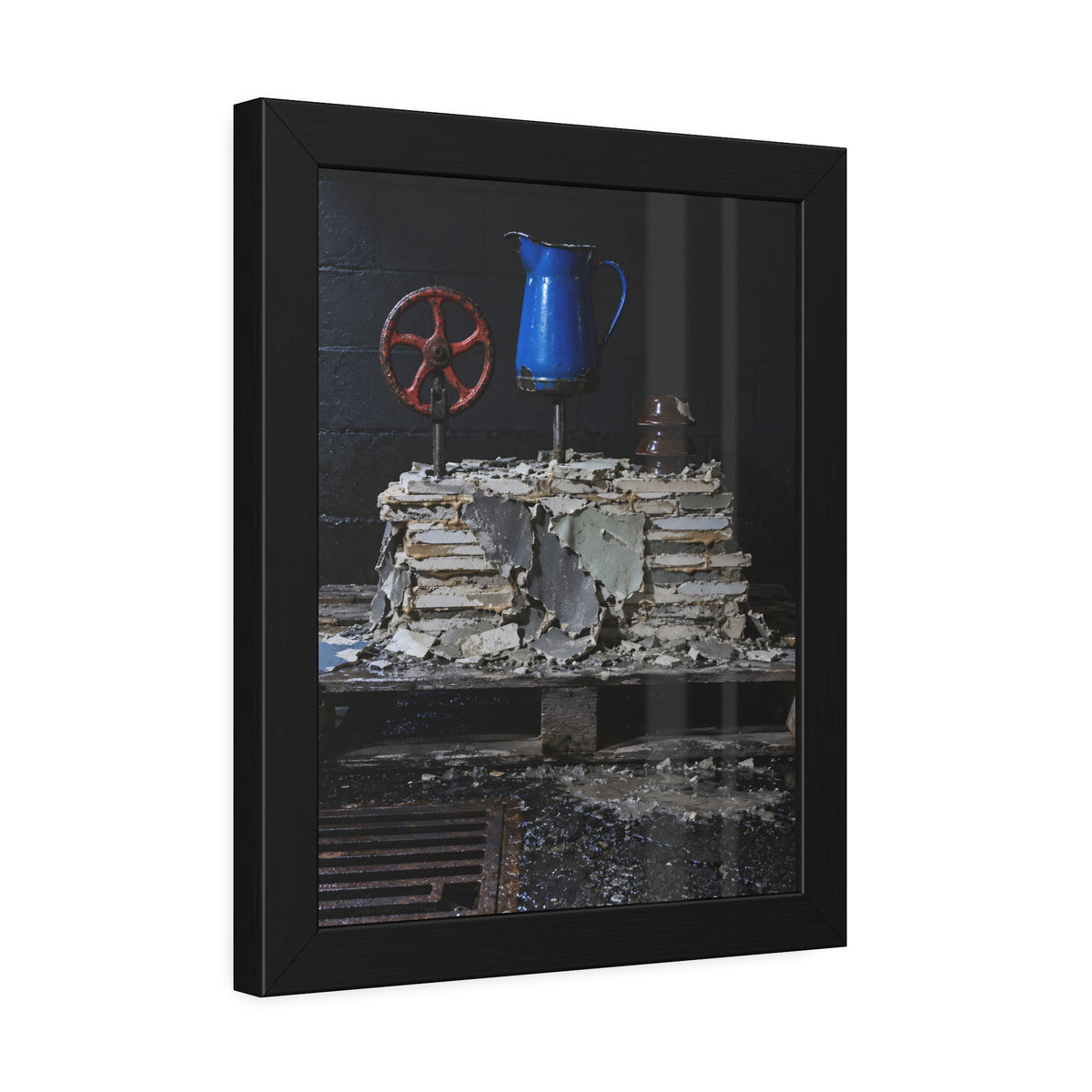 "The Ribbed Porcelain": A Garabaggio Framed Print