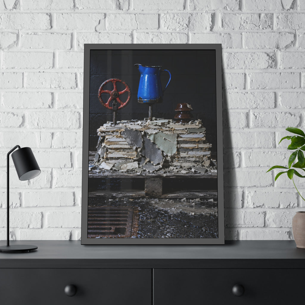 "The Ribbed Porcelain": A Garabaggio Framed Print